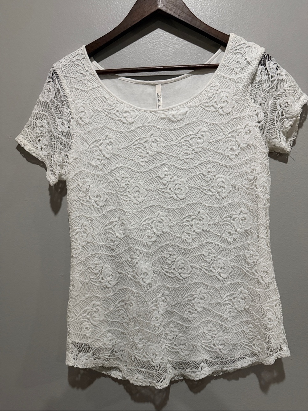 Leo & Nicole White Boho Floral Lace Short Sleeve Top size M